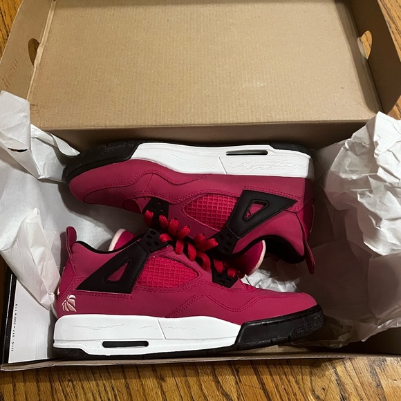 jordan 4 voltage cherry